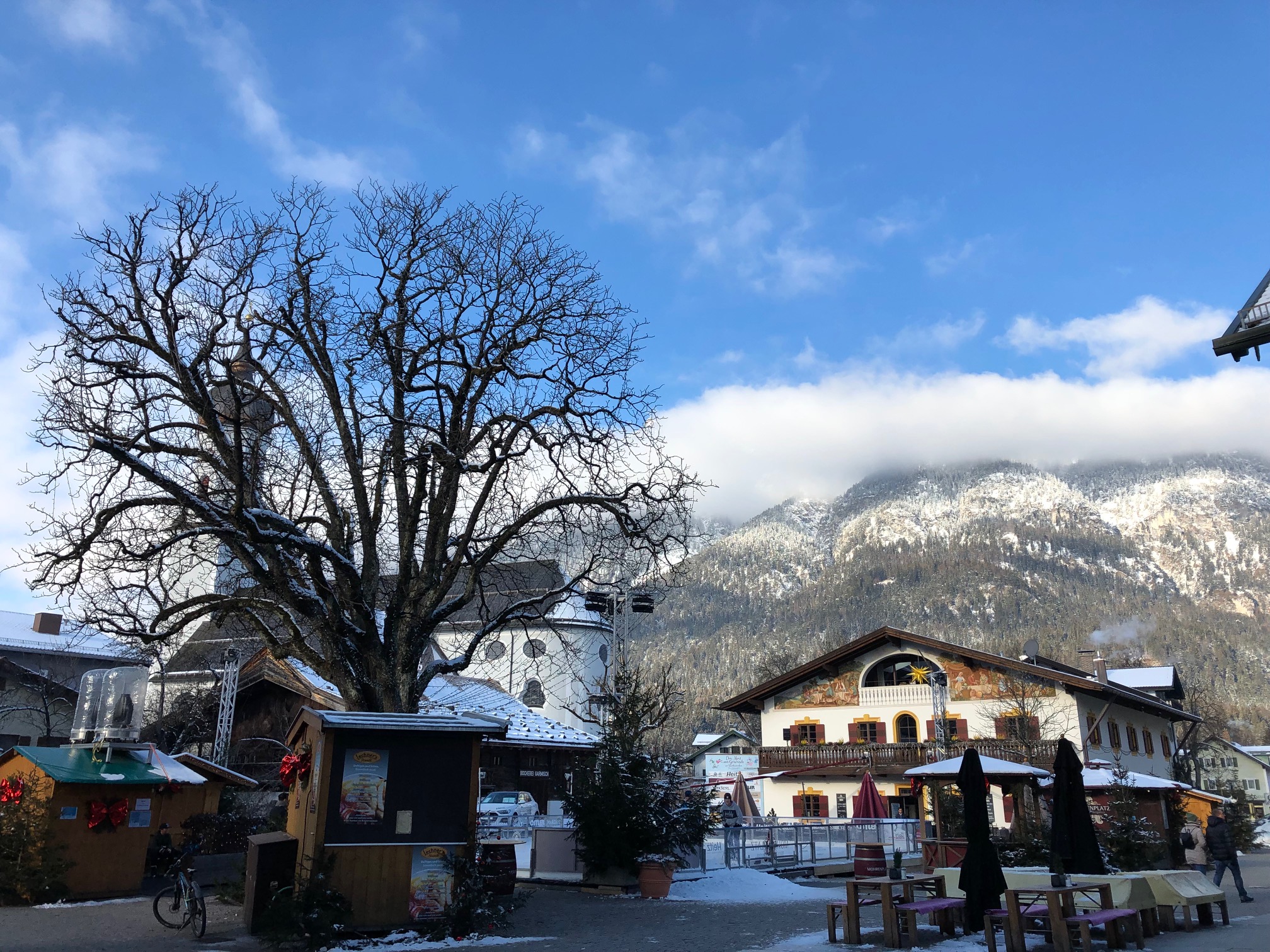 Garmisch-Partenkirchen im Herbst und im Winter