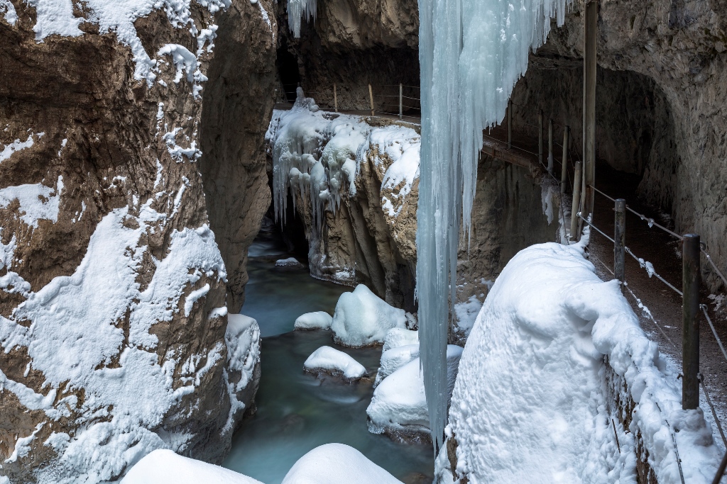 Garmisch-Partenkirchen im Herbst und im Winter